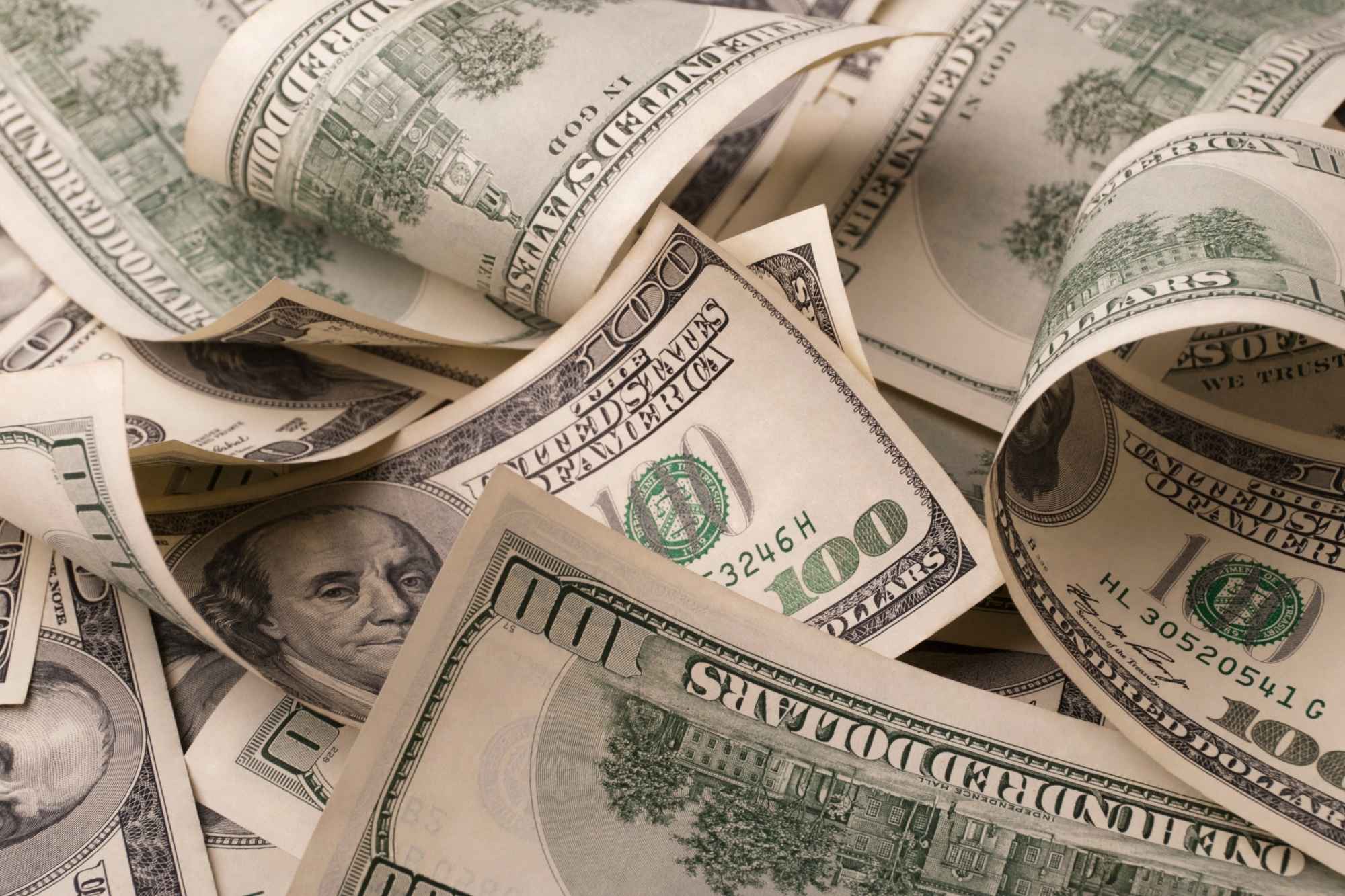 one hundred dollar bills