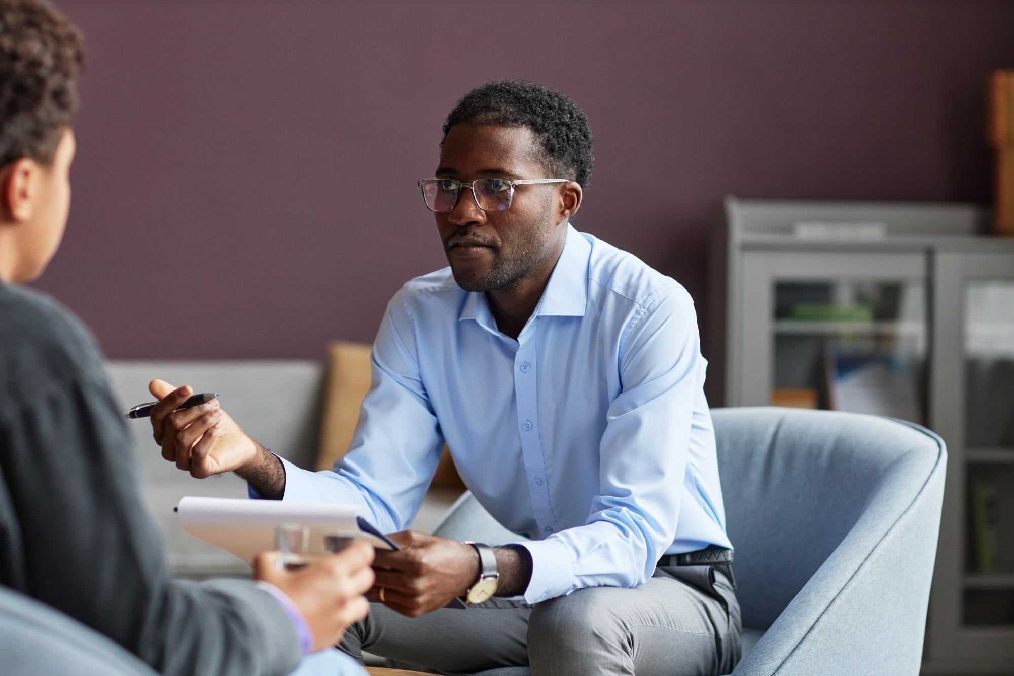 doctor asking questions to an ehr vendor