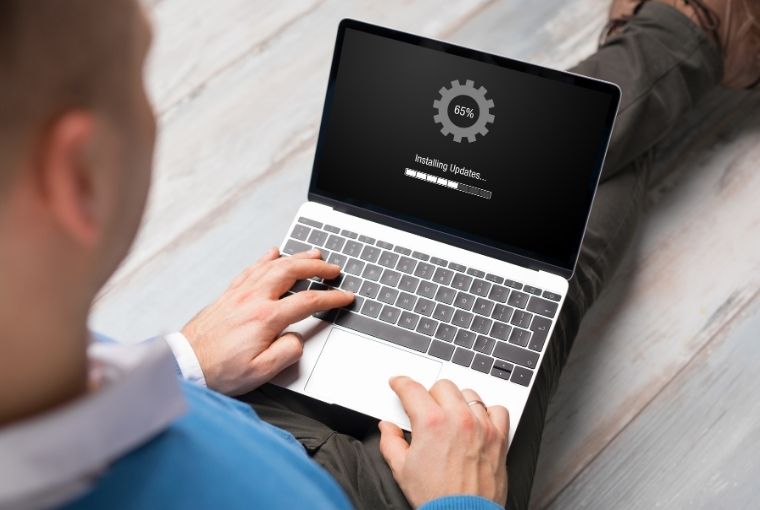 installing updates in a laptop